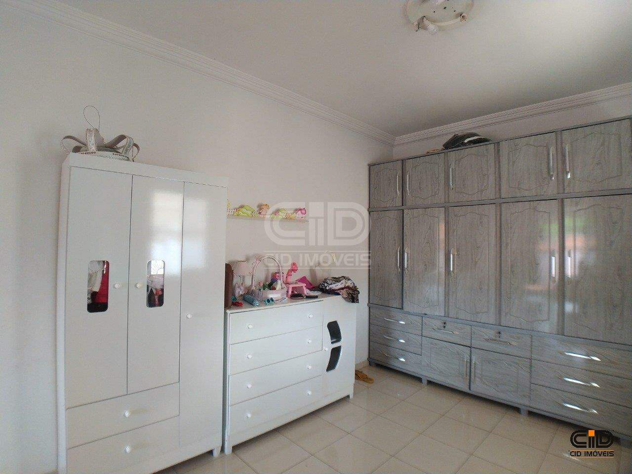 Casa à venda com 3 quartos, 391m² - Foto 14