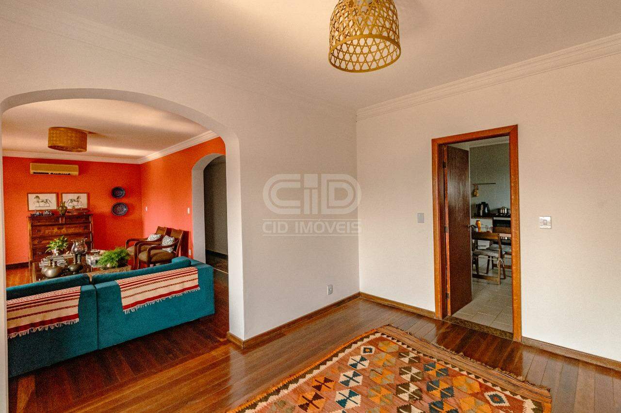 Apartamento à venda com 4 quartos, 230m² - Foto 6