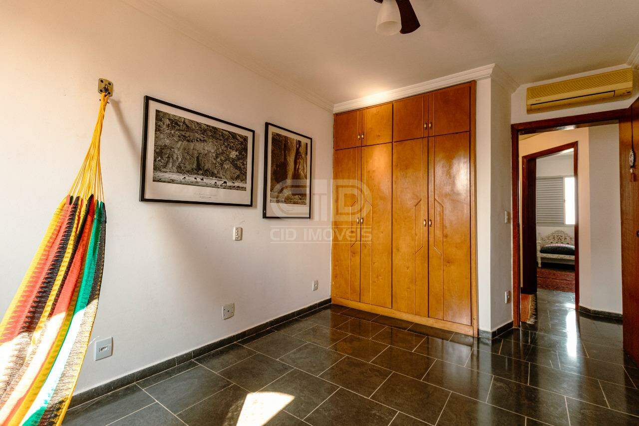 Apartamento à venda com 4 quartos, 230m² - Foto 12