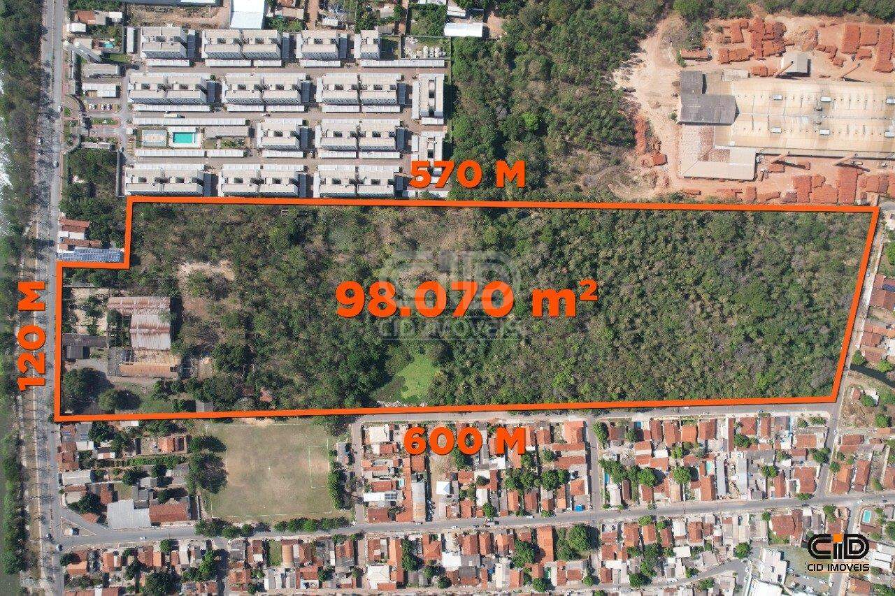 Terreno à venda, 98000m² - Foto 1