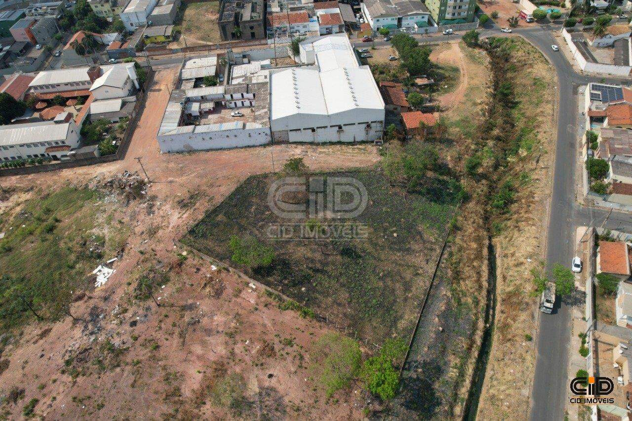 Terreno à venda, 3000m² - Foto 2