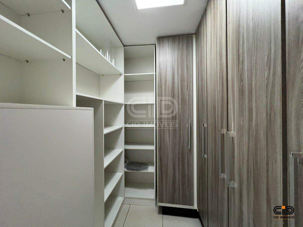 Apartamento à venda com 4 quartos, 232m² - Foto 12