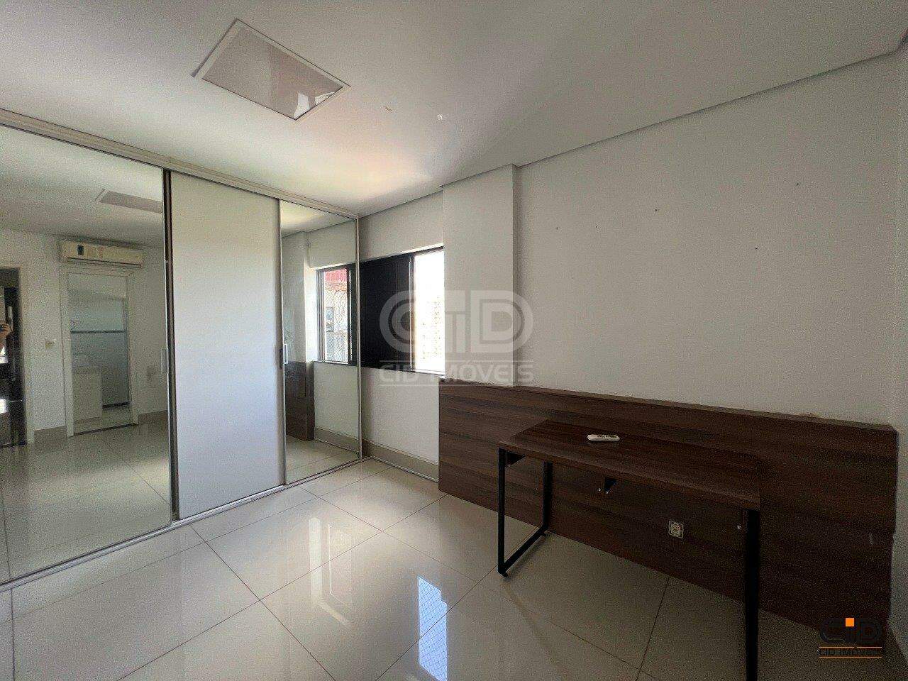 Apartamento à venda com 4 quartos, 232m² - Foto 26