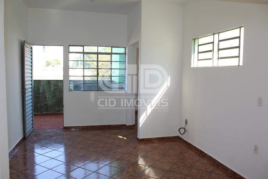 Prédio Inteiro para alugar com 2 quartos, 95m² - Foto 2