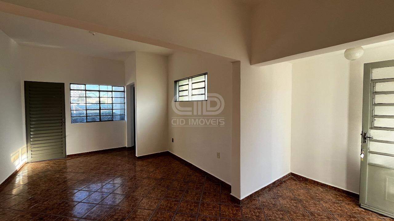 Prédio Inteiro para alugar com 2 quartos, 95m² - Foto 3