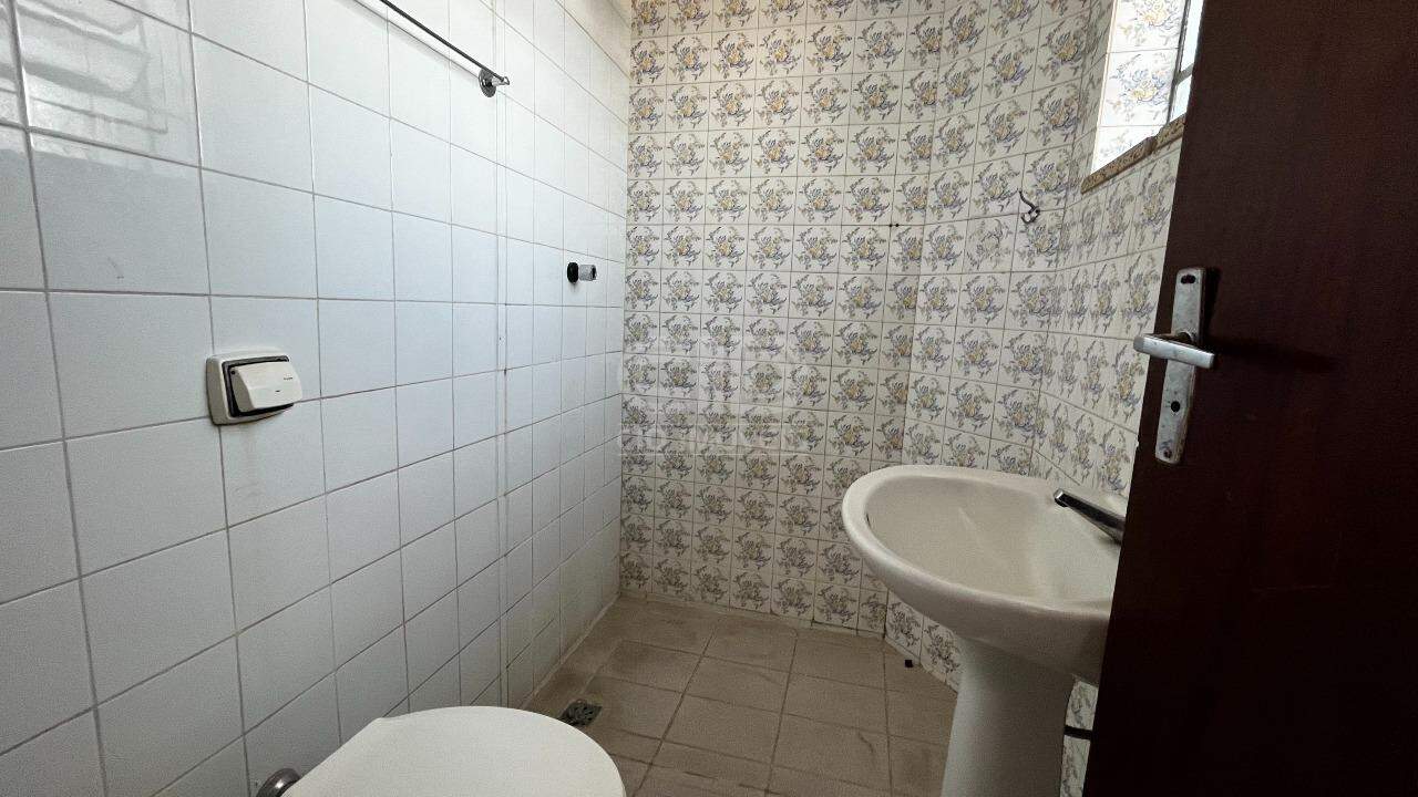 Prédio Inteiro para alugar com 2 quartos, 95m² - Foto 13