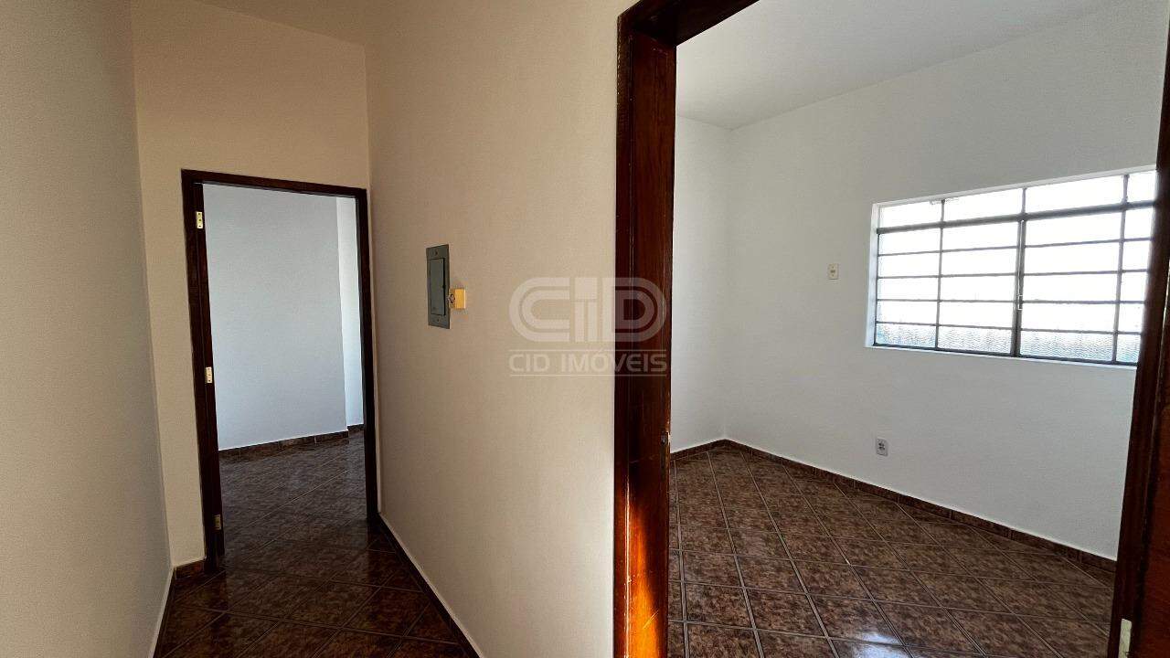 Prédio Inteiro para alugar com 2 quartos, 95m² - Foto 10