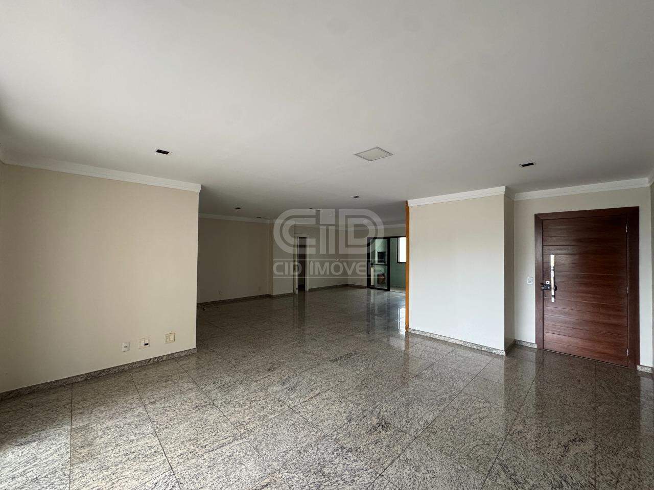 Apartamento com 3 Suítes no Edifício Rio Sena