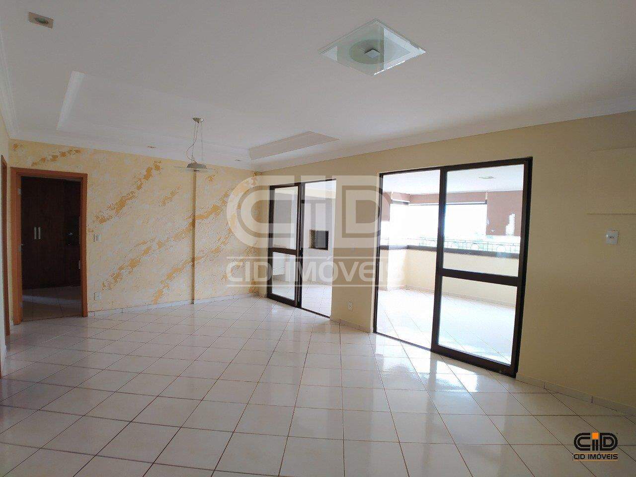 Apartamento para alugar com 3 quartos, 158m² - Foto 2