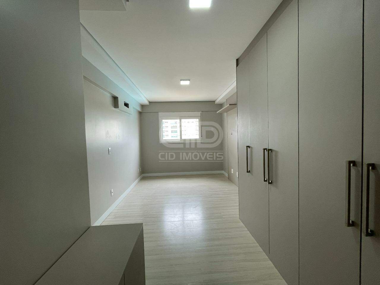 Apartamento para alugar com 2 quartos, 88m² - Foto 18