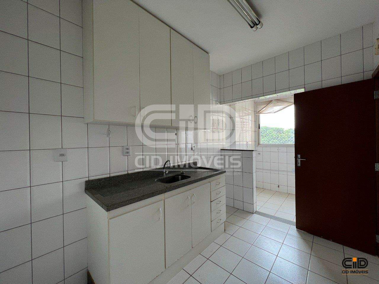 Apartamento para alugar com 3 quartos, 96m² - Foto 18