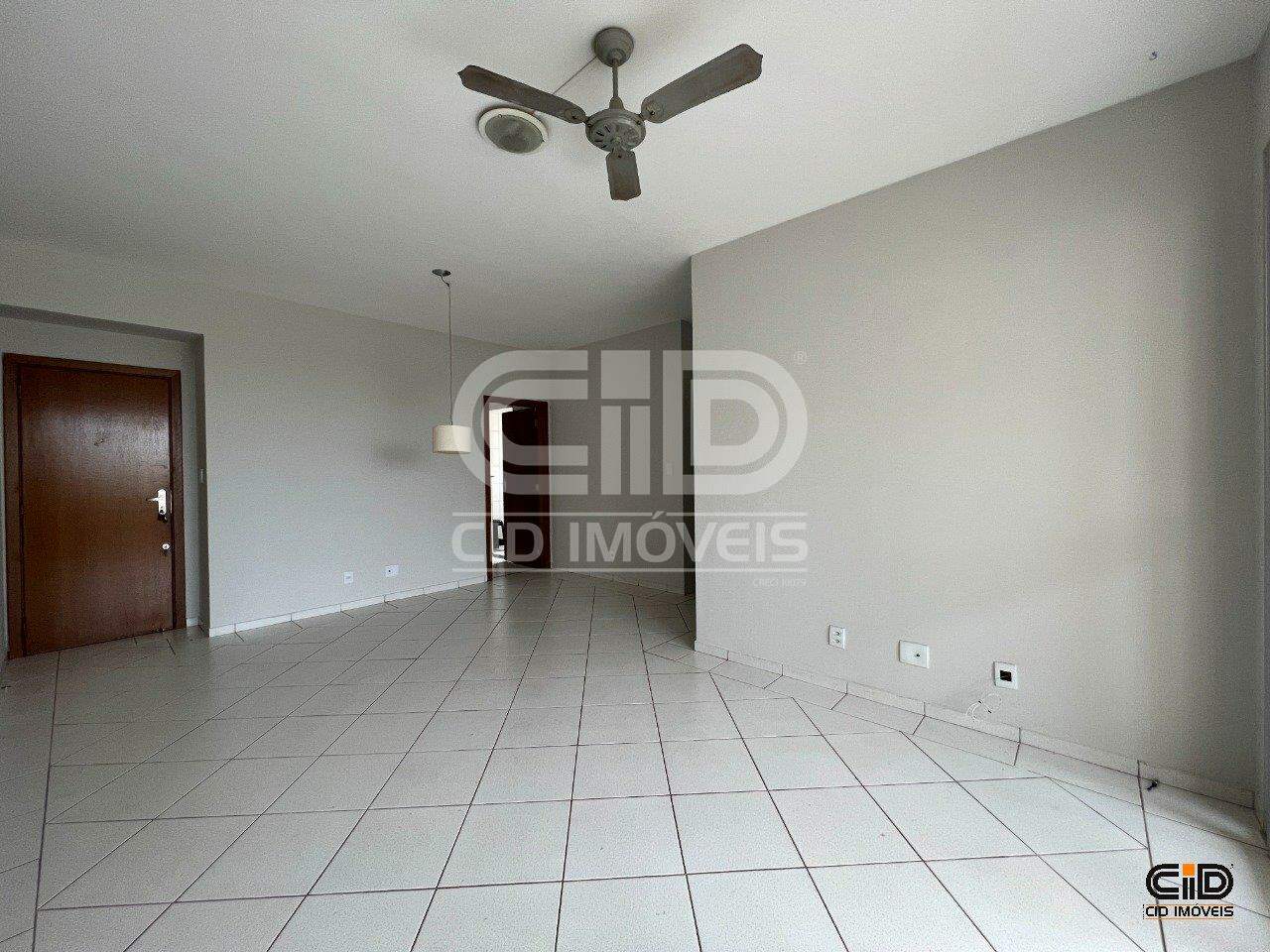 Apartamento para alugar com 3 quartos, 96m² - Foto 4