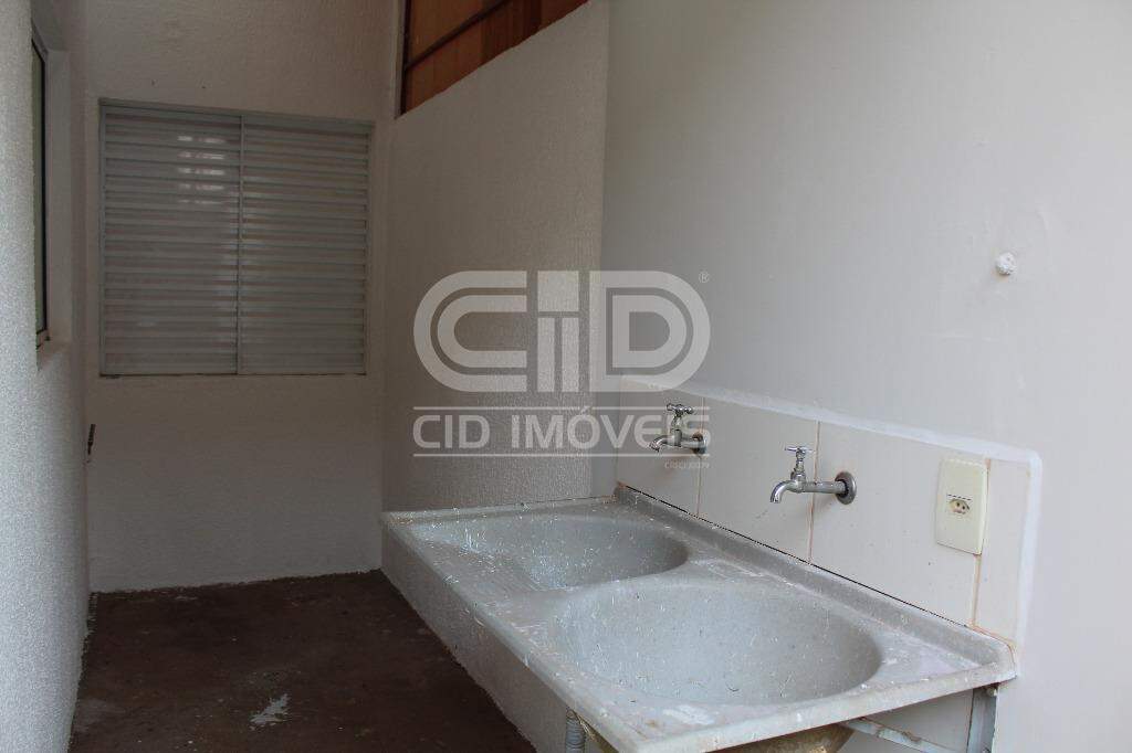 Casa para alugar com 3 quartos, 60m² - Foto 18