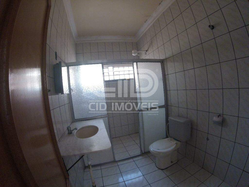 Sobrado para alugar com 4 quartos, 370m² - Foto 21