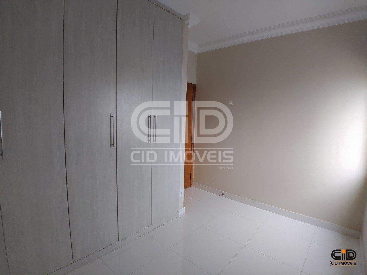 Apartamento para aluguel no Consil: 