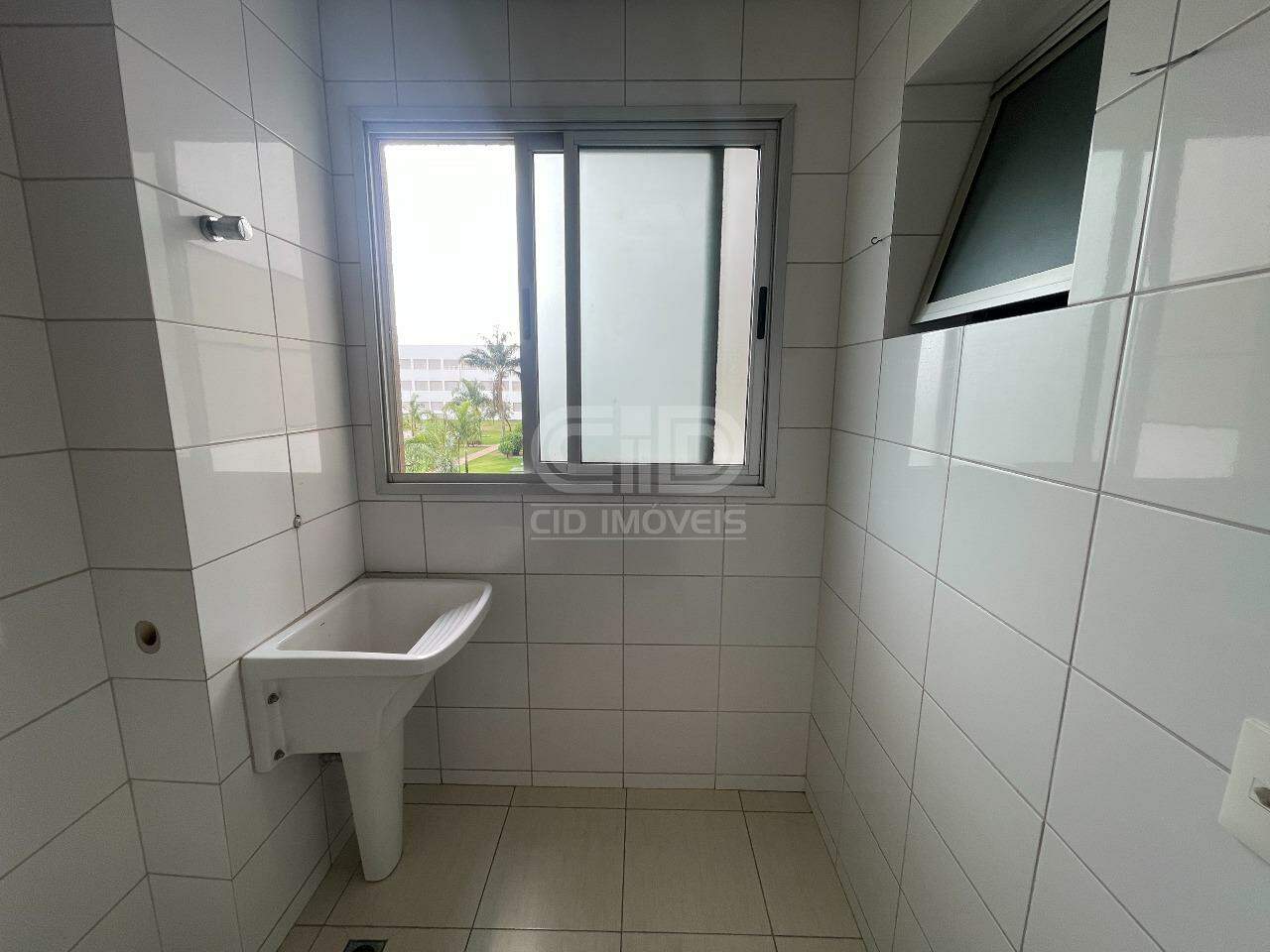 Apartamento para alugar com 3 quartos, 70m² - Foto 9