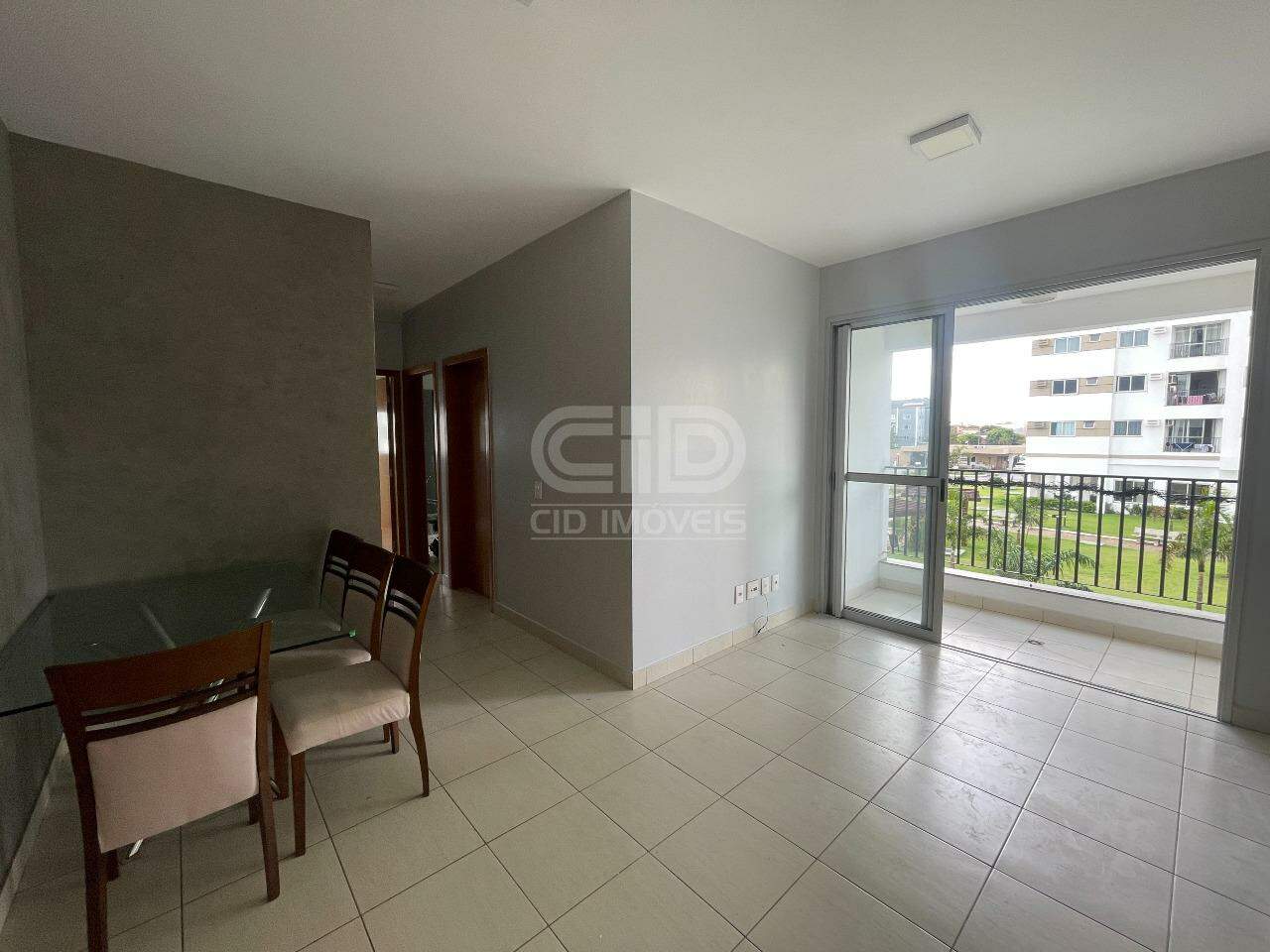 Apartamento para alugar com 3 quartos, 70m² - Foto 2