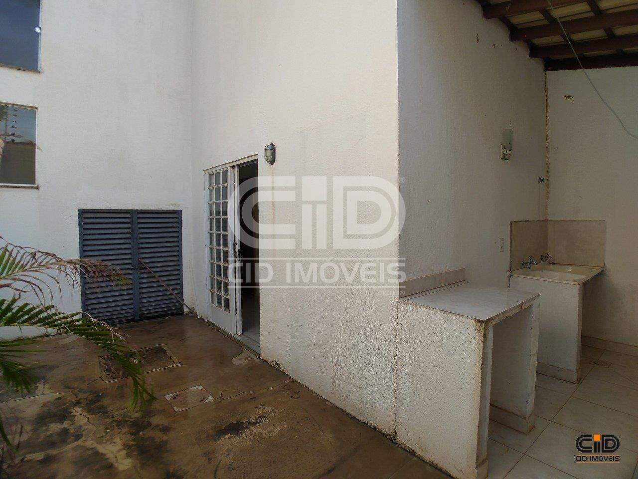 Casa de Condomínio para alugar com 2 quartos, 76m² - Foto 8