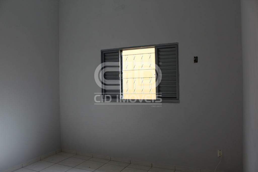 Casa para alugar com 3 quartos, 230m² - Foto 11