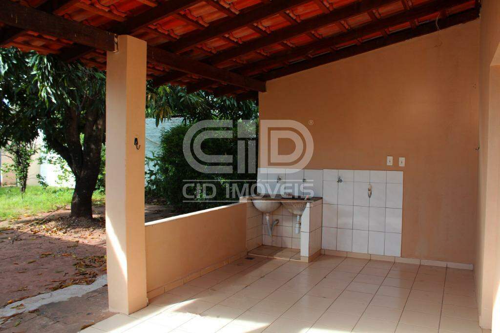 Casa para alugar com 3 quartos, 230m² - Foto 27