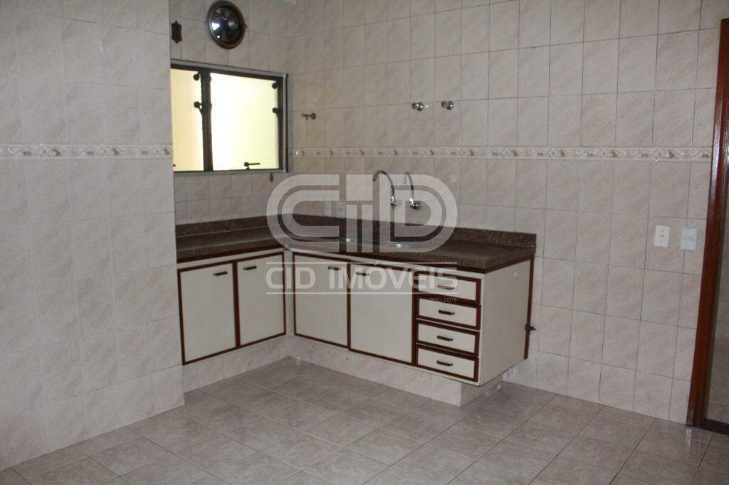 Apartamento para aluguel no Bandeirantes: 