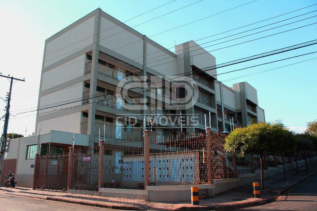 Apartamento para aluguel no Santa Cruz: 
