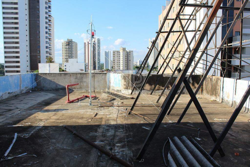 Prédio Inteiro para alugar, 1250m² - Foto 11