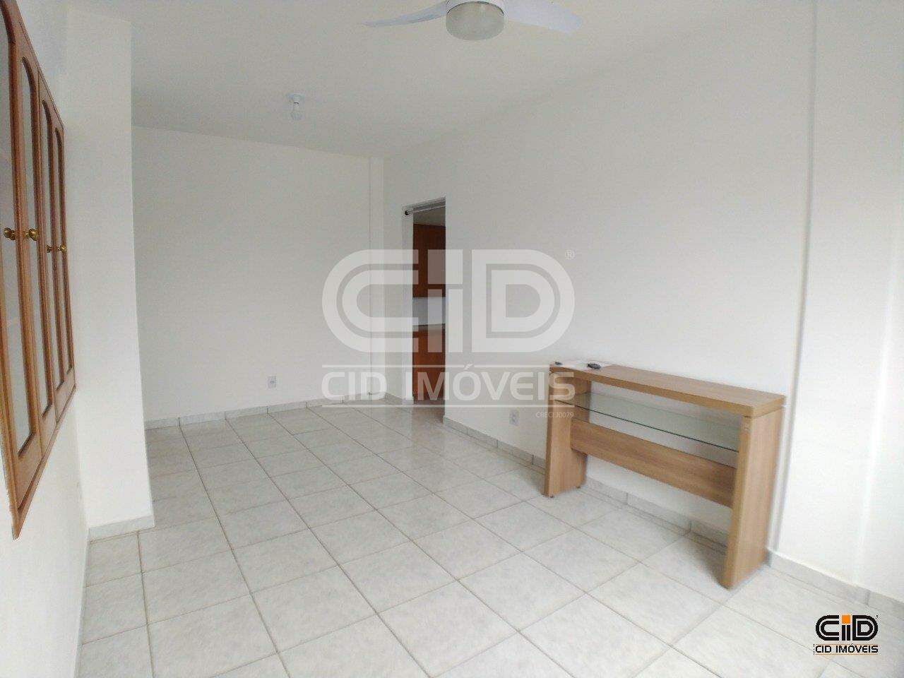 Apartamento para alugar com 1 quarto, 50m² - Foto 4