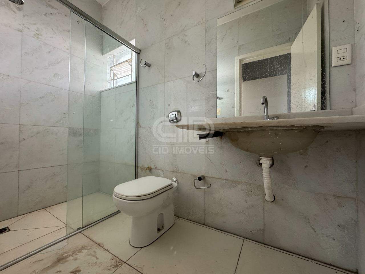 Casa, 4 quartos, 216 m² - Foto 9