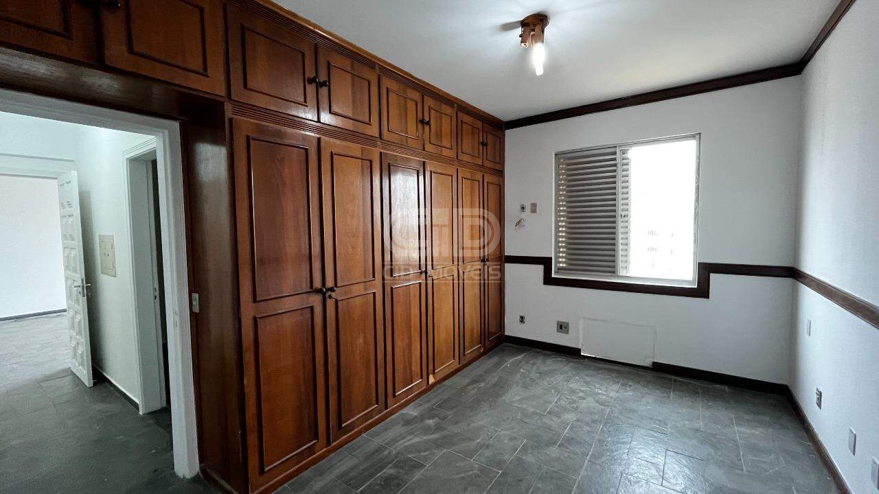 Apartamento para alugar com 3 quartos, 98m² - Foto 8