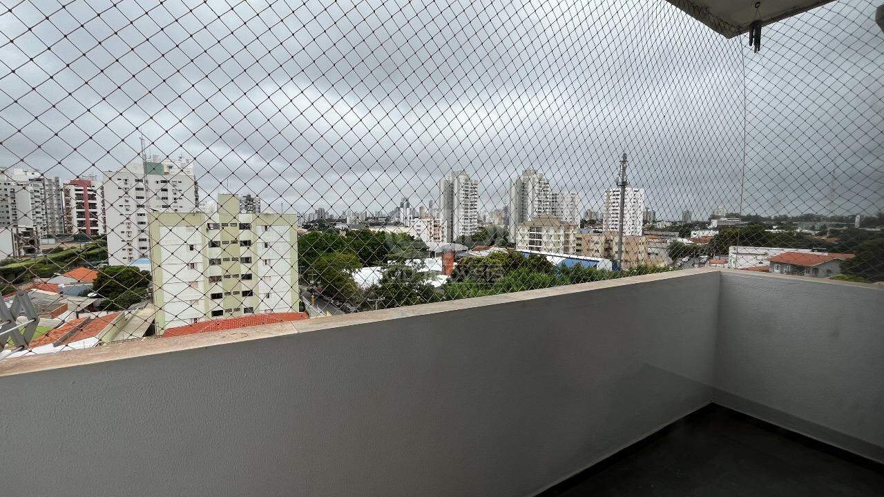 Apartamento para alugar com 3 quartos, 98m² - Foto 2