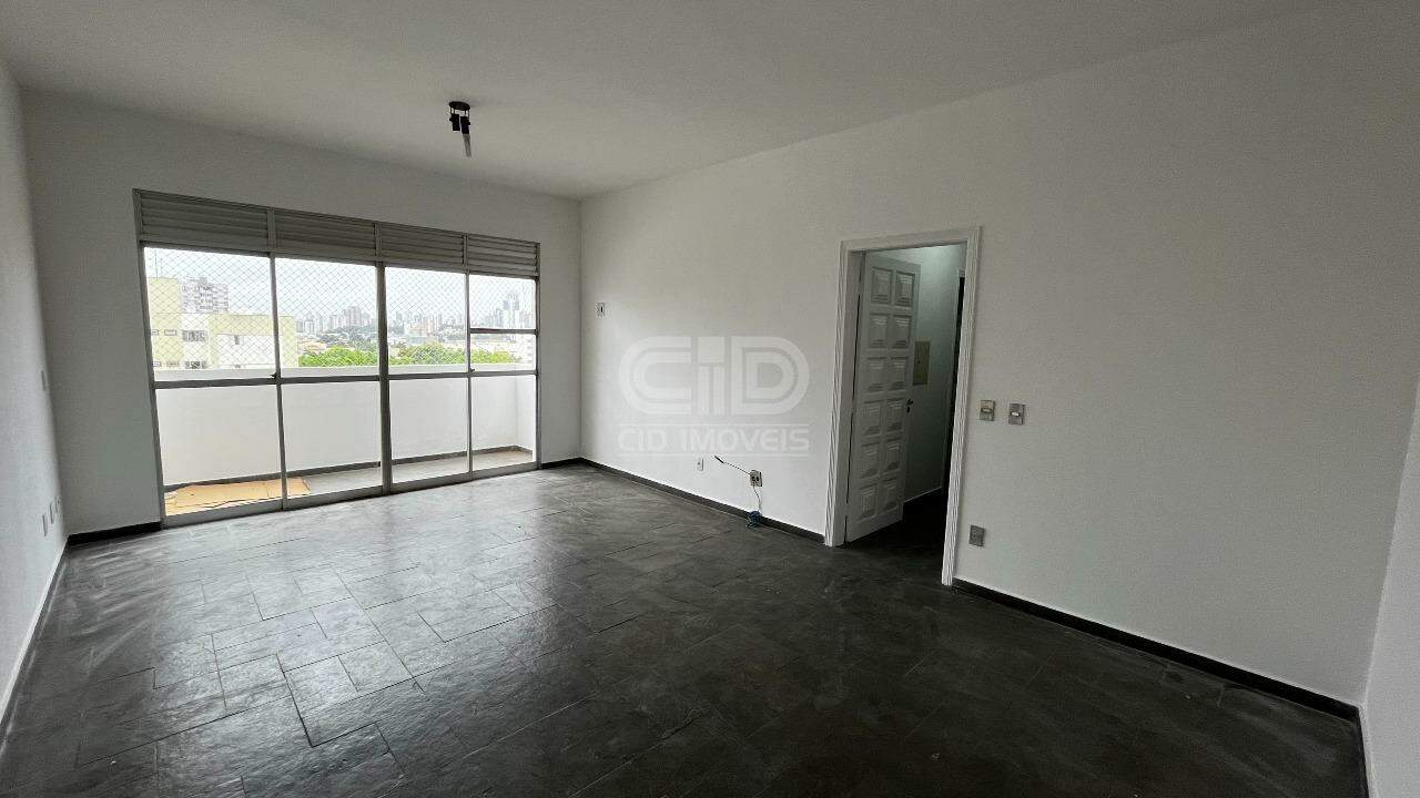 Apartamento para alugar com 3 quartos, 98m² - Foto 1