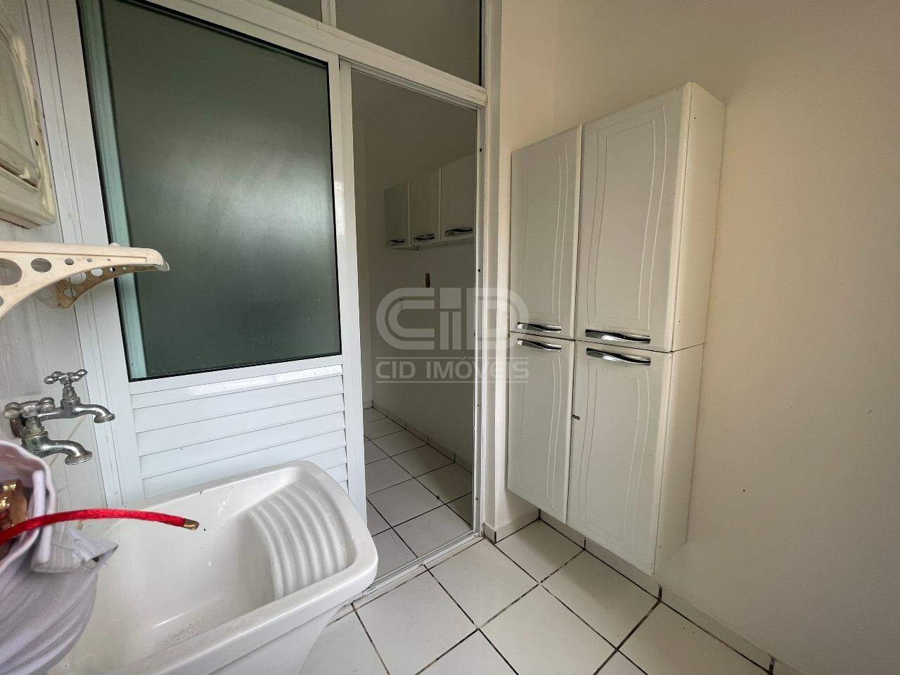 Apartamento para alugar com 3 quartos, 70m² - Foto 6