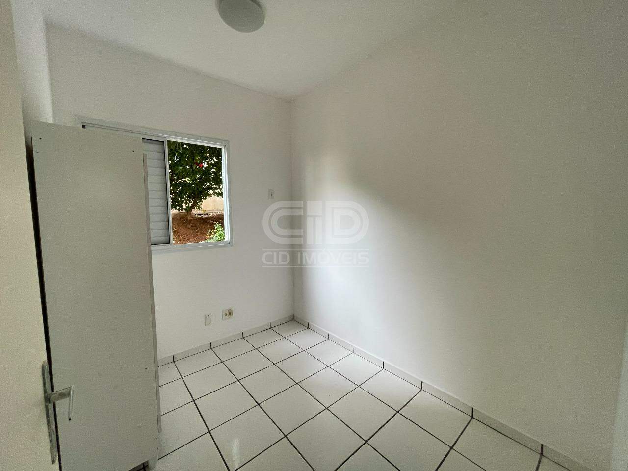 Apartamento para alugar com 3 quartos, 70m² - Foto 11