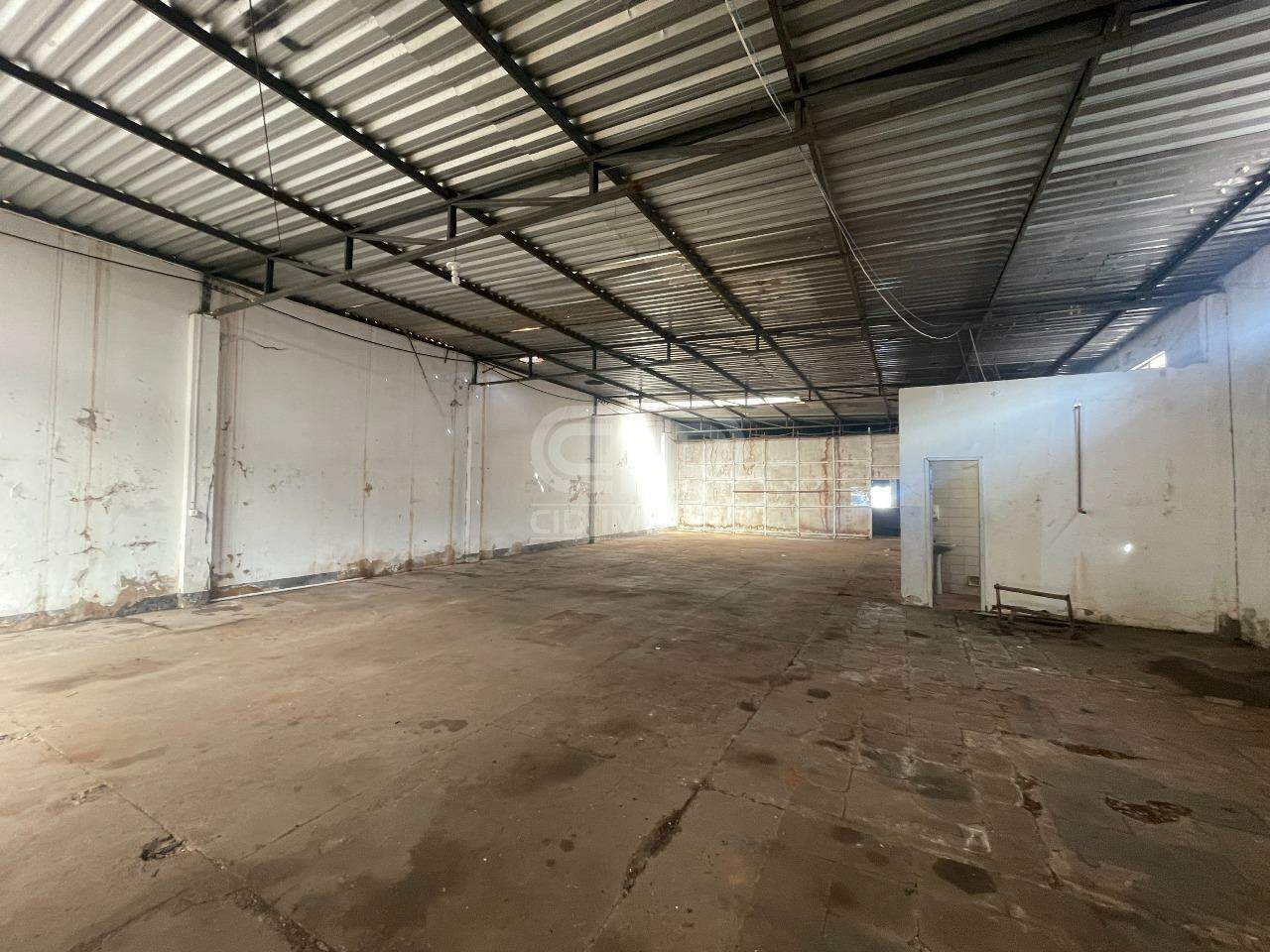 Depósito-Galpão-Armazém para alugar, 1000m² - Foto 15