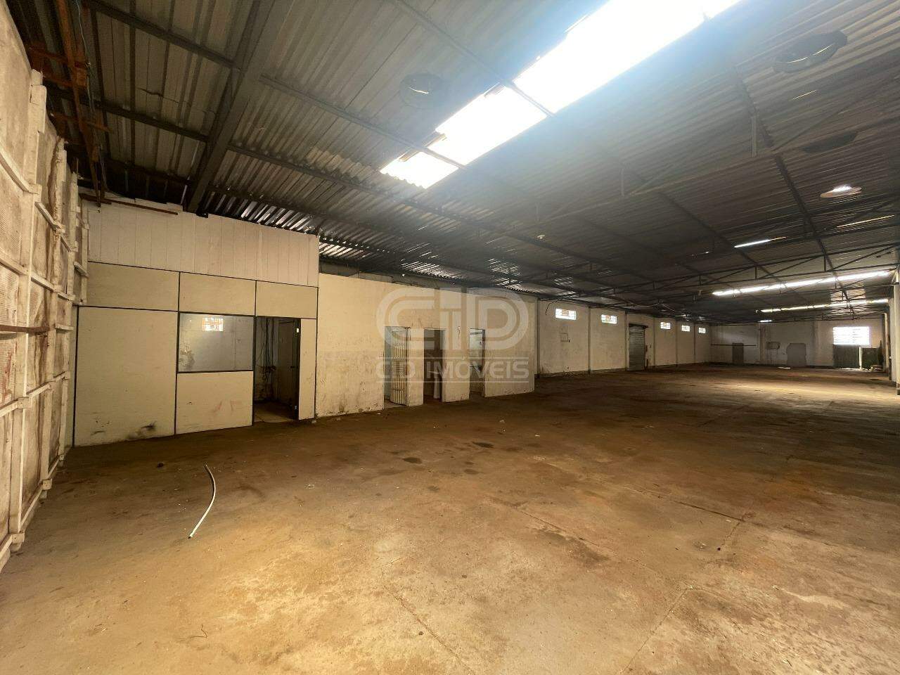 Depósito-Galpão-Armazém para alugar, 1000m² - Foto 10