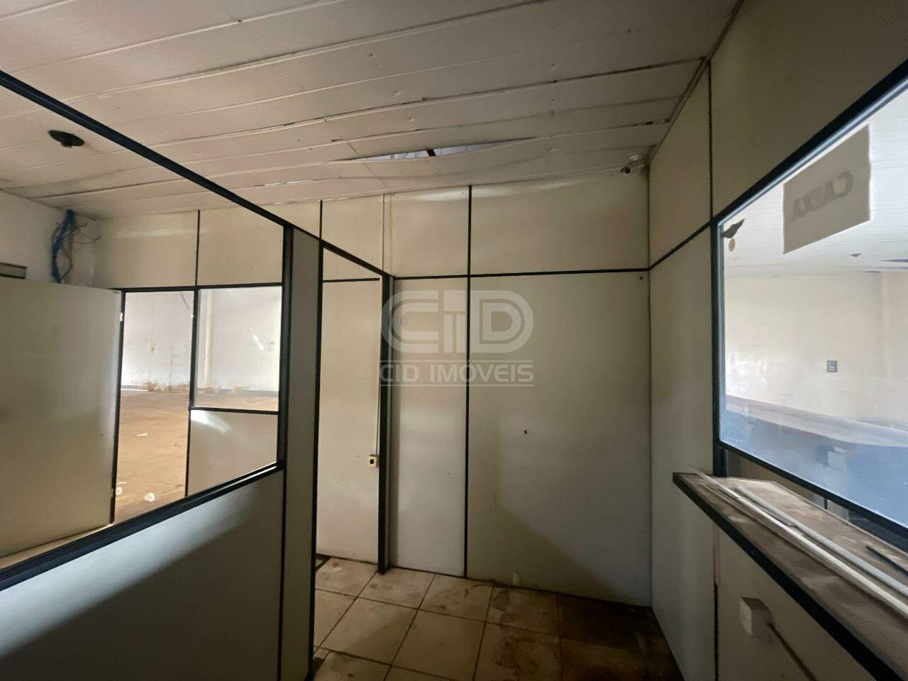 Depósito-Galpão-Armazém para alugar, 1000m² - Foto 12