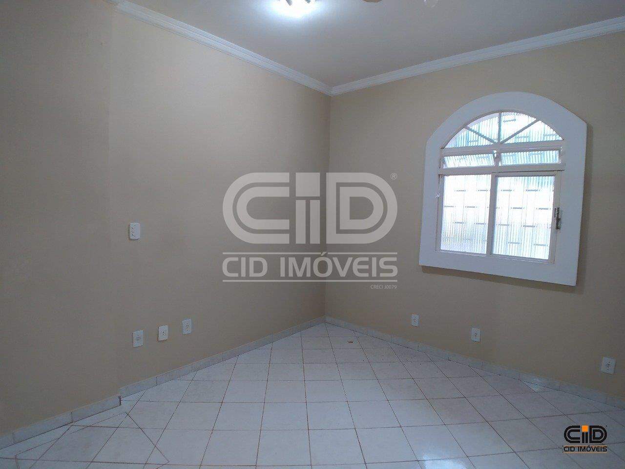 Casa para alugar com 4 quartos, 328m² - Foto 9