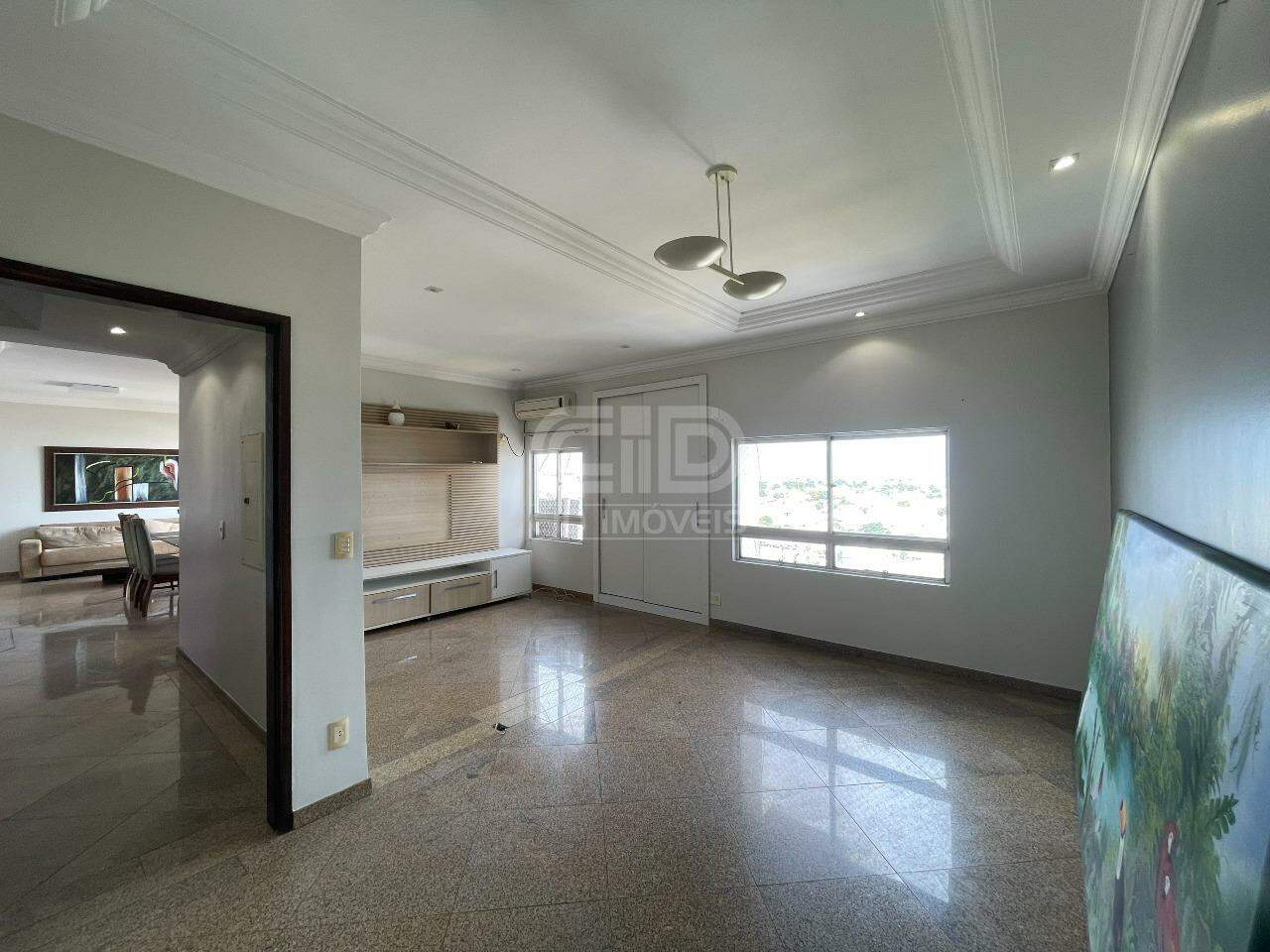 Apartamento para alugar com 4 quartos, 240m² - Foto 7
