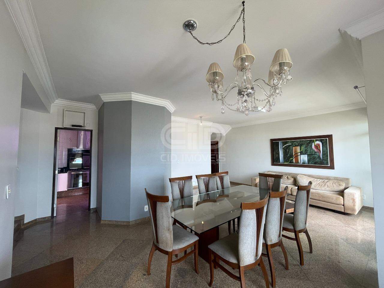 Apartamento para alugar com 4 quartos, 240m² - Foto 4