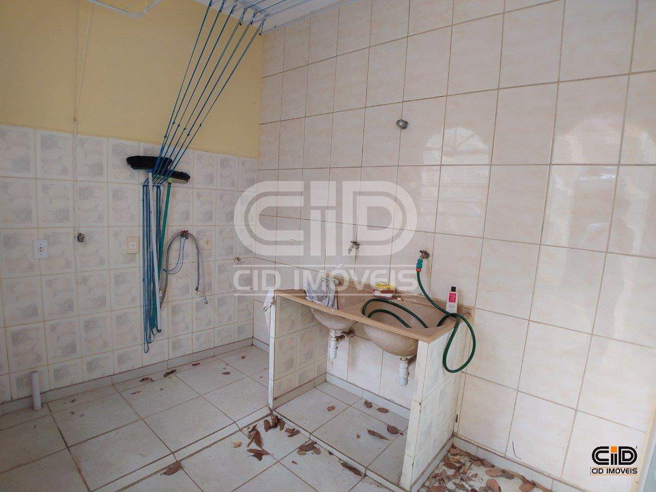 Prédio Inteiro para alugar com 4 quartos, 328m² - Foto 18