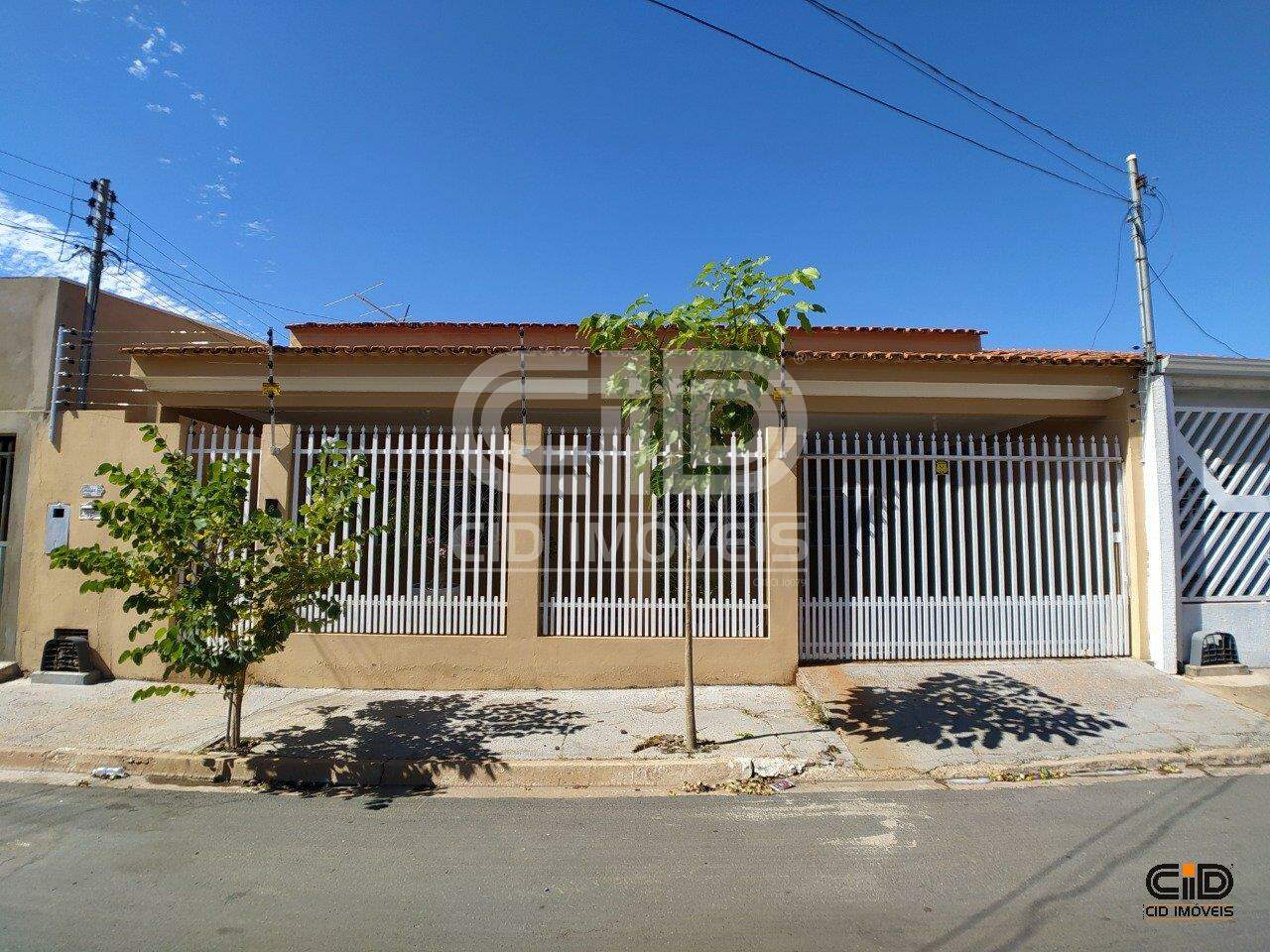 Casa, 3 quartos, 158 m² - Foto 1