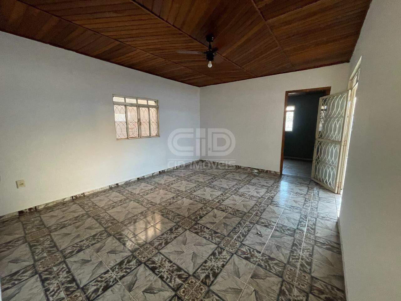 Casa para alugar com 3 quartos, 109m² - Foto 4