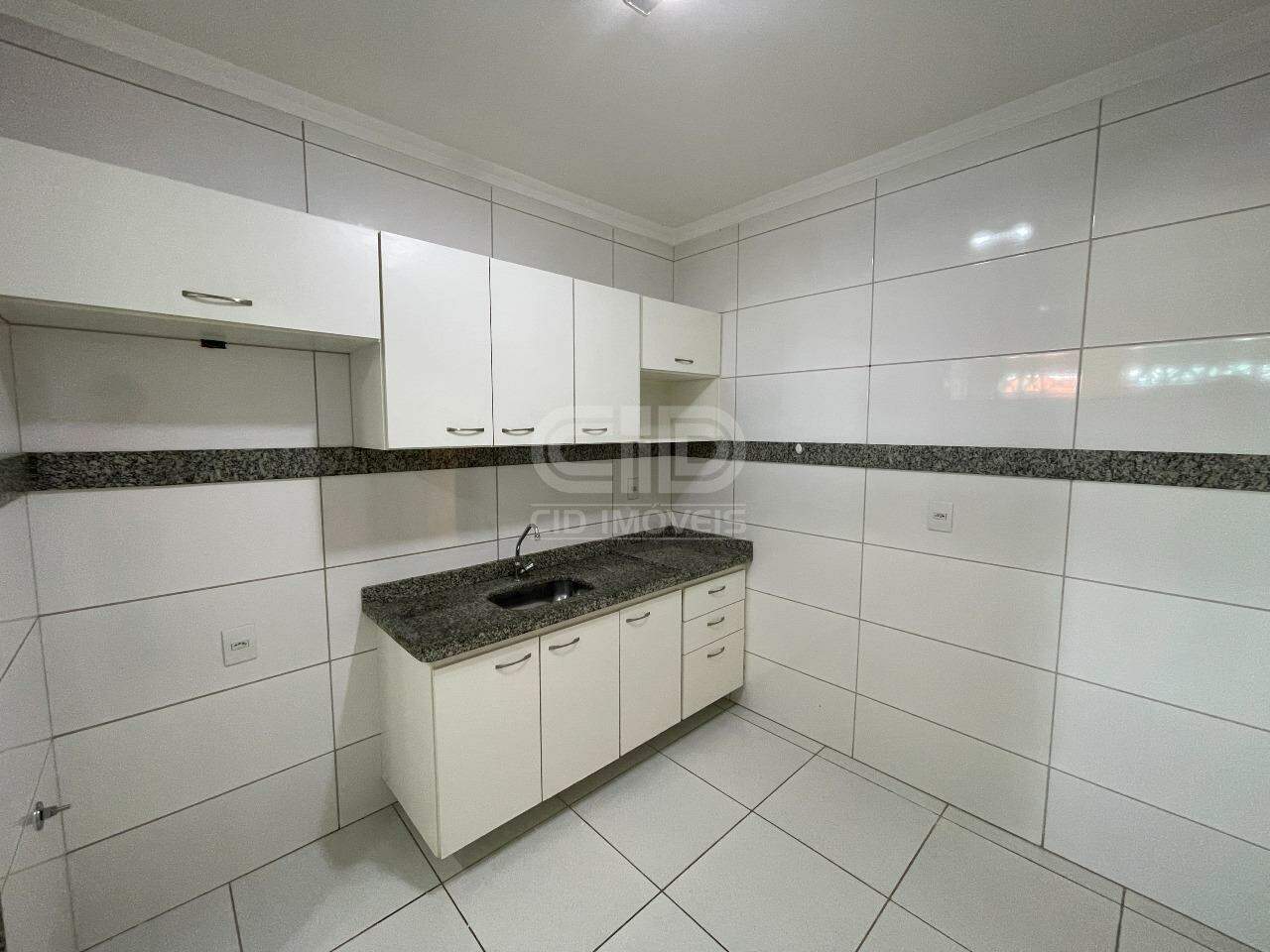Apartamento para aluguel no Santa Cruz: 