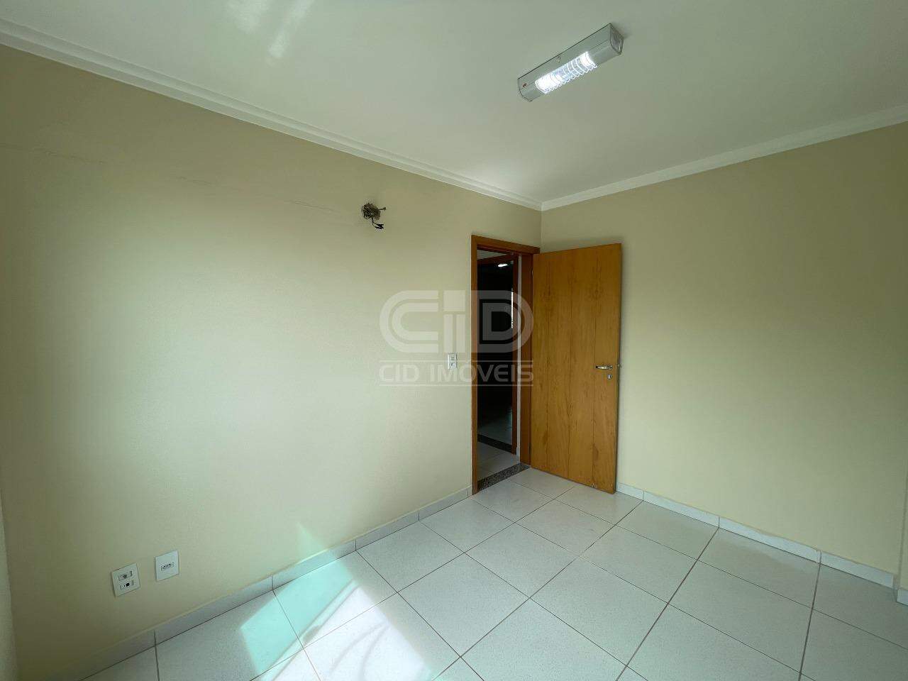 Apartamento para aluguel no Santa Cruz: 