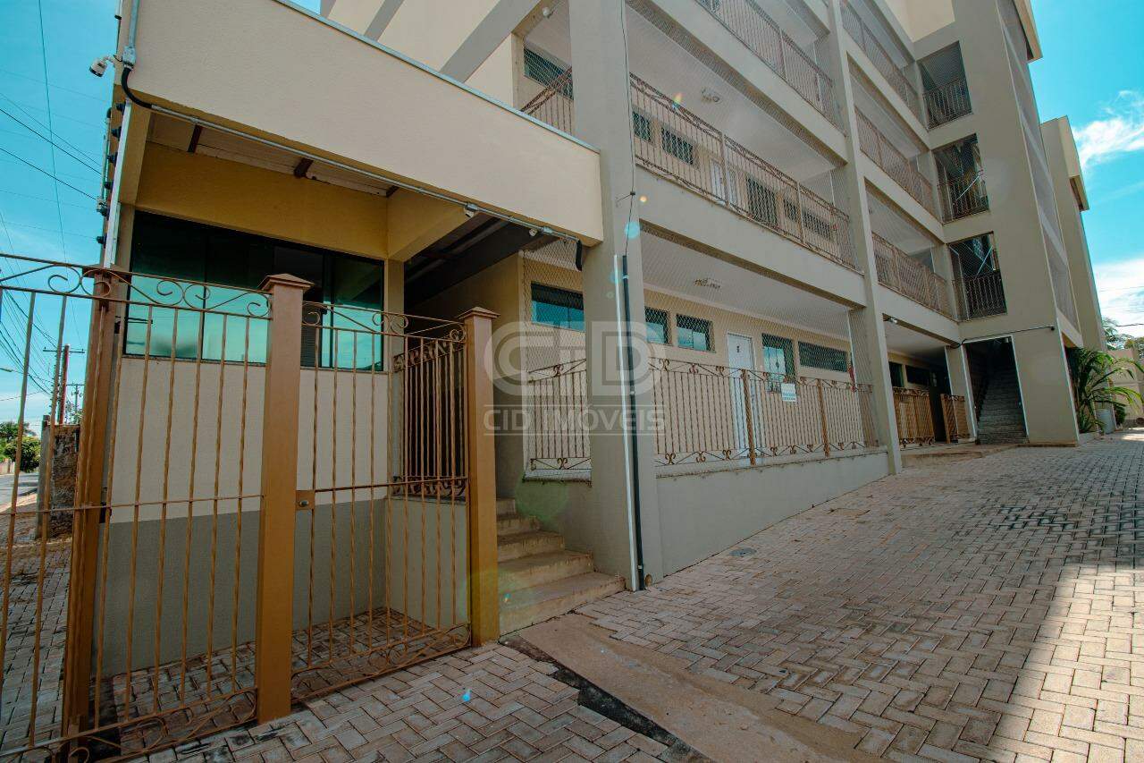 Apartamento para aluguel no Santa Cruz: 