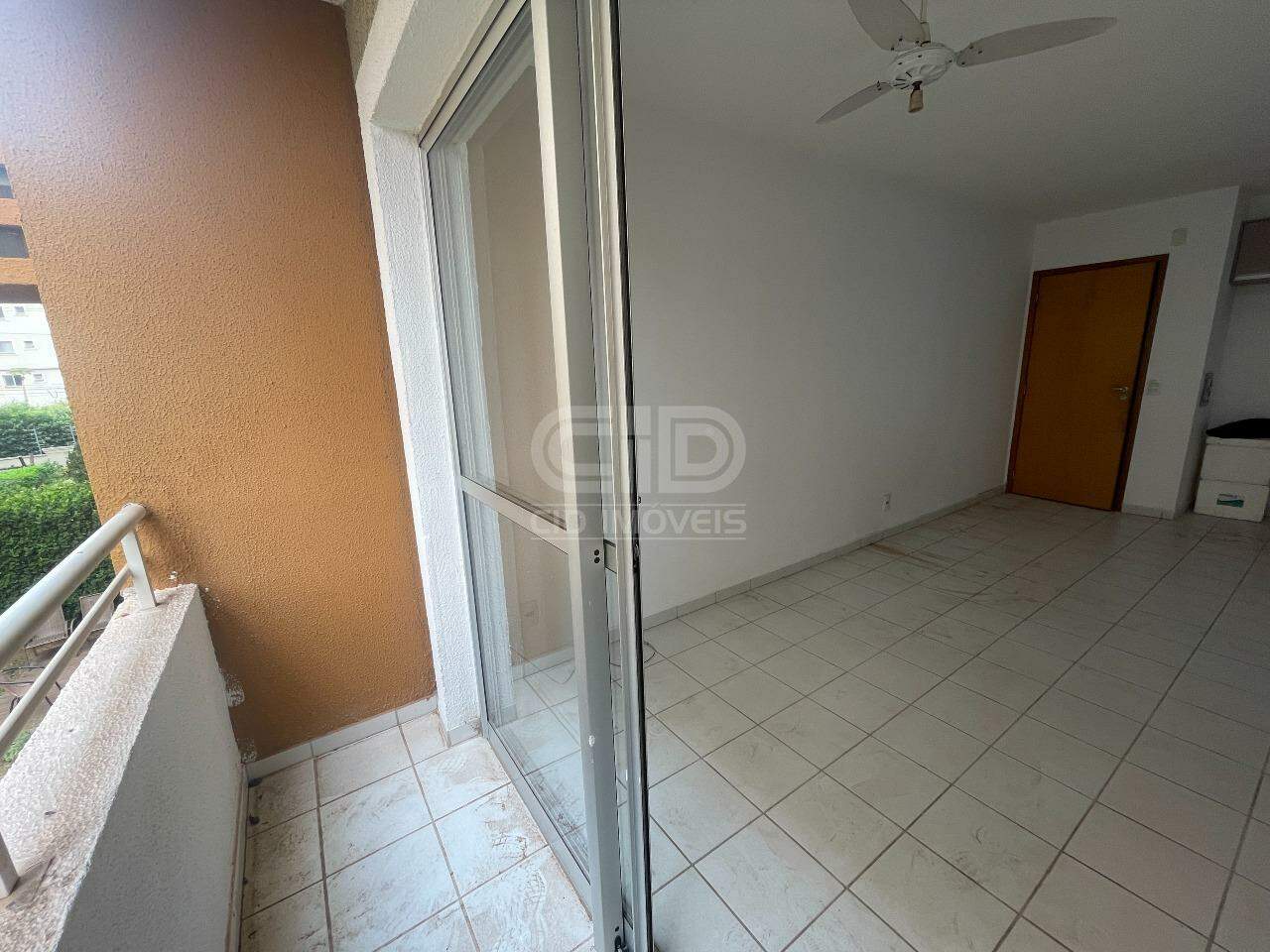 Apartamento para alugar com 3 quartos, 66m² - Foto 3