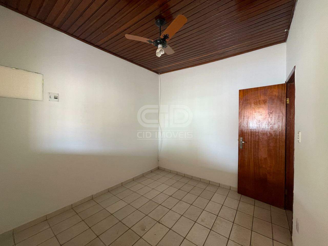 Casa para alugar com 3 quartos, 172m² - Foto 19