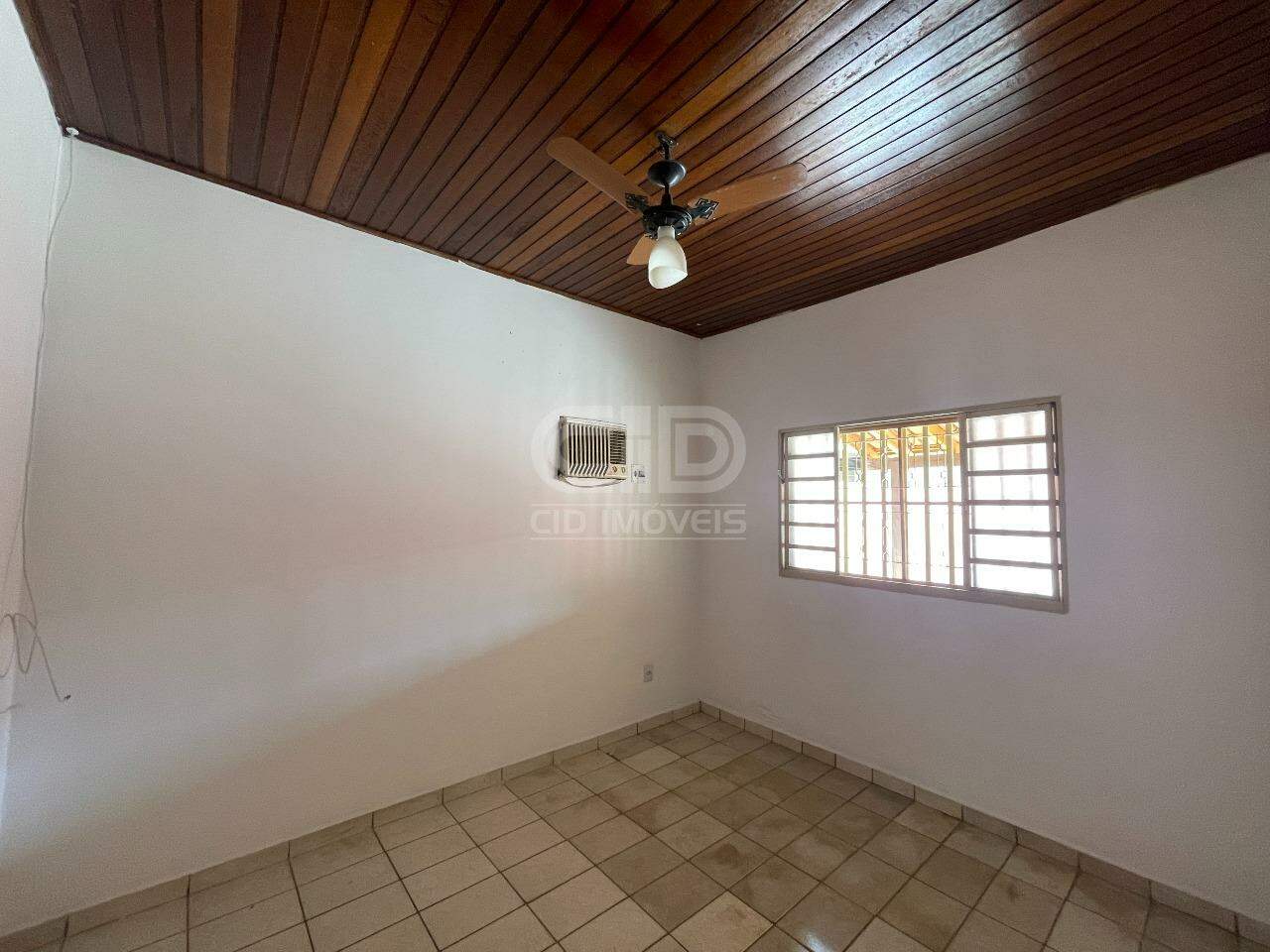 Casa para alugar com 3 quartos, 172m² - Foto 15