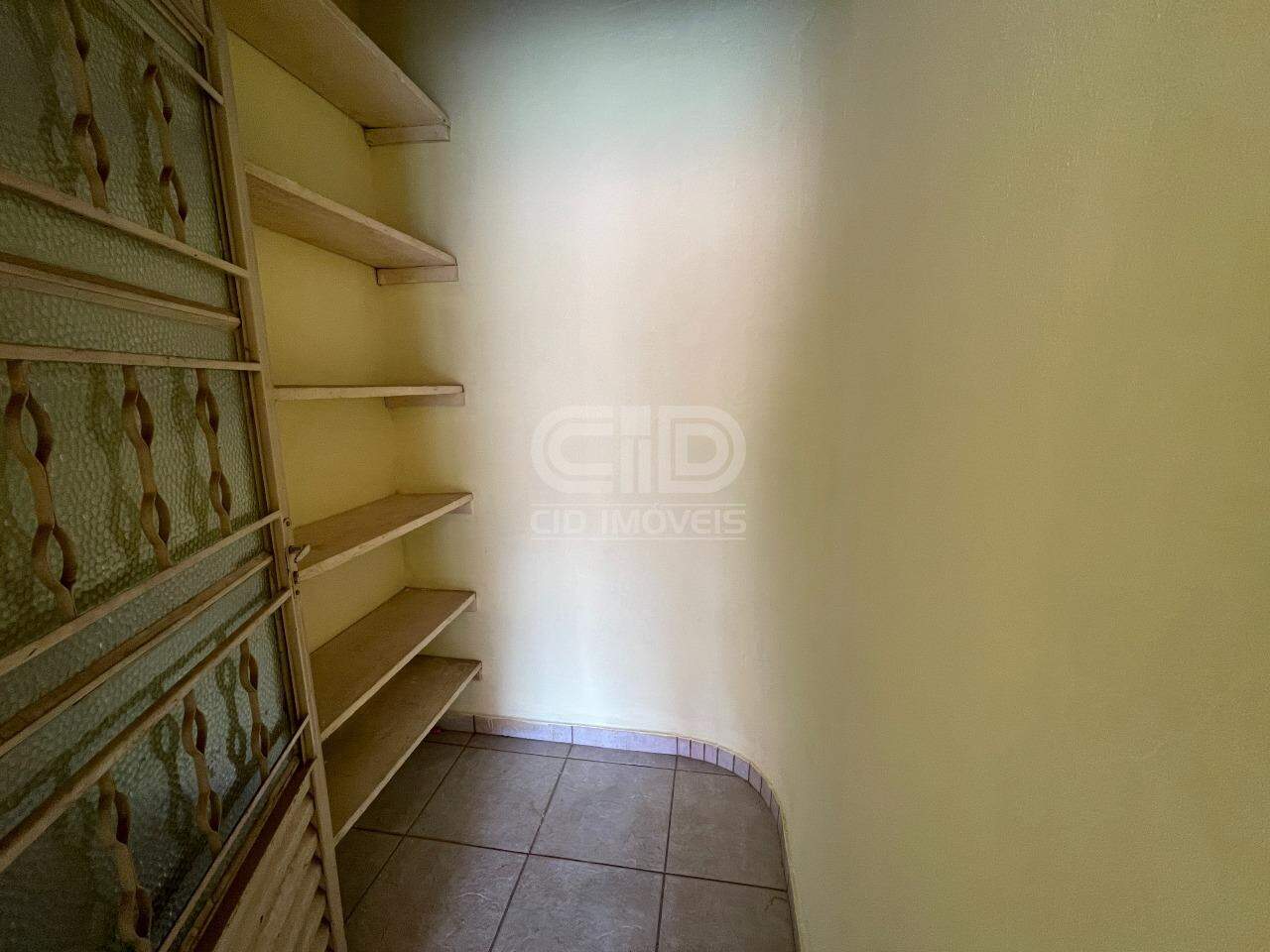 Casa para alugar com 3 quartos, 172m² - Foto 27